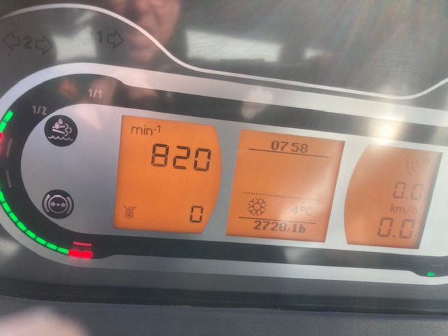 Fendt 718 Vario S4 Profi - جرار: صور 2 Fendt 718 Vario S4 Profi - جرار: صور 2