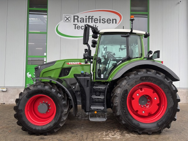 Fendt 724 Vario Gen7 Power Setting2 - جرار: صور 1 Fendt 724 Vario Gen7 Power Setting2 - جرار: صور 1