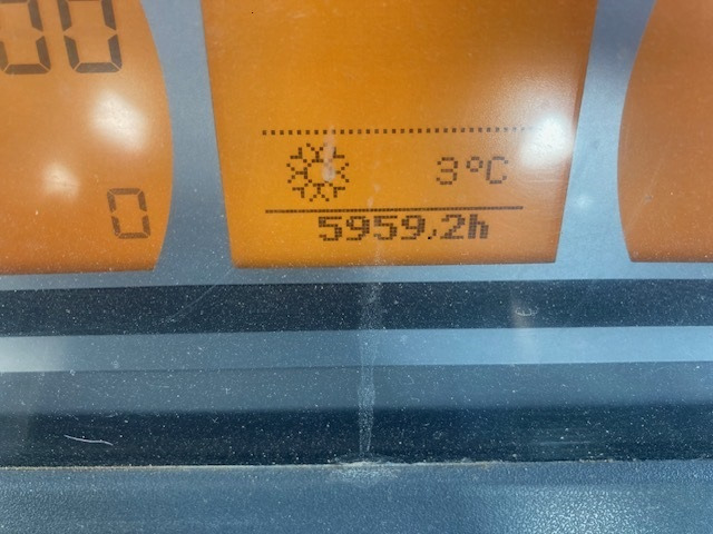 Fendt 724 Vario S4 Profi - جرار: صور 2 Fendt 724 Vario S4 Profi - جرار: صور 2