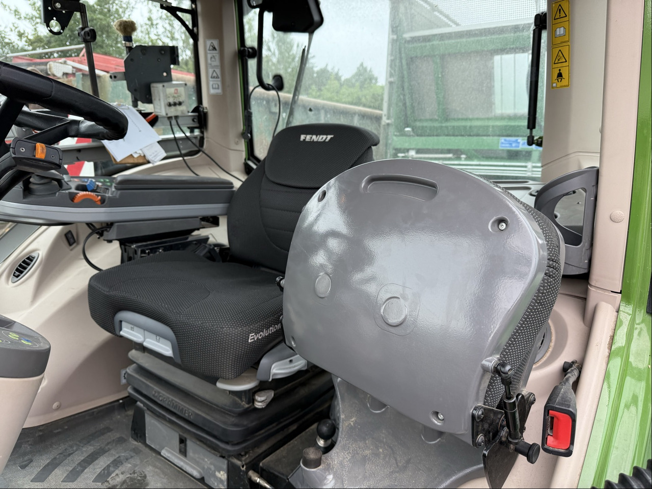 Fendt 828 Vario S4 ProfiPlus - جرار: صور 2 Fendt 828 Vario S4 ProfiPlus - جرار: صور 2