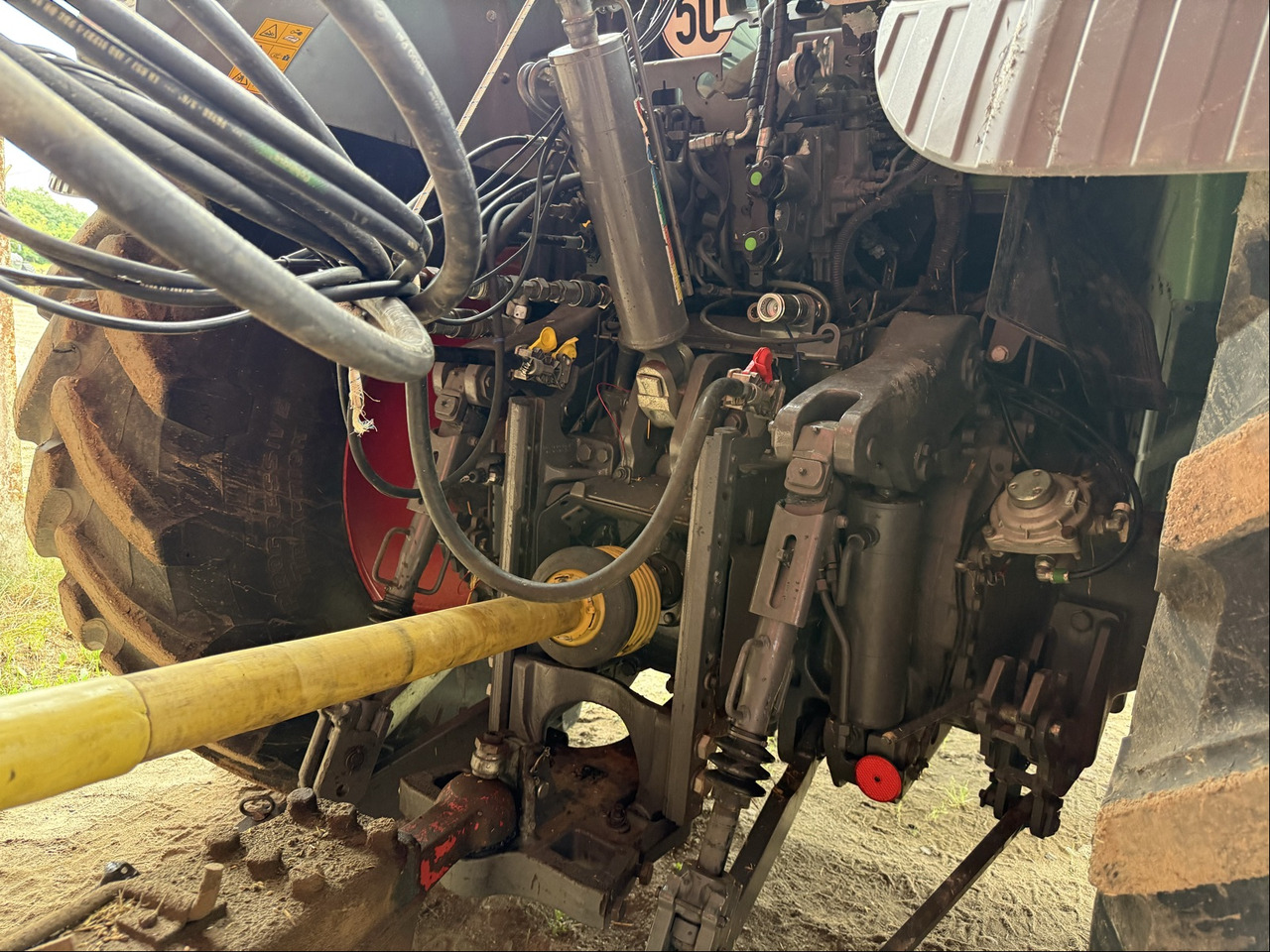 Fendt 828 Vario S4 ProfiPlus - جرار: صور 3 Fendt 828 Vario S4 ProfiPlus - جرار: صور 3