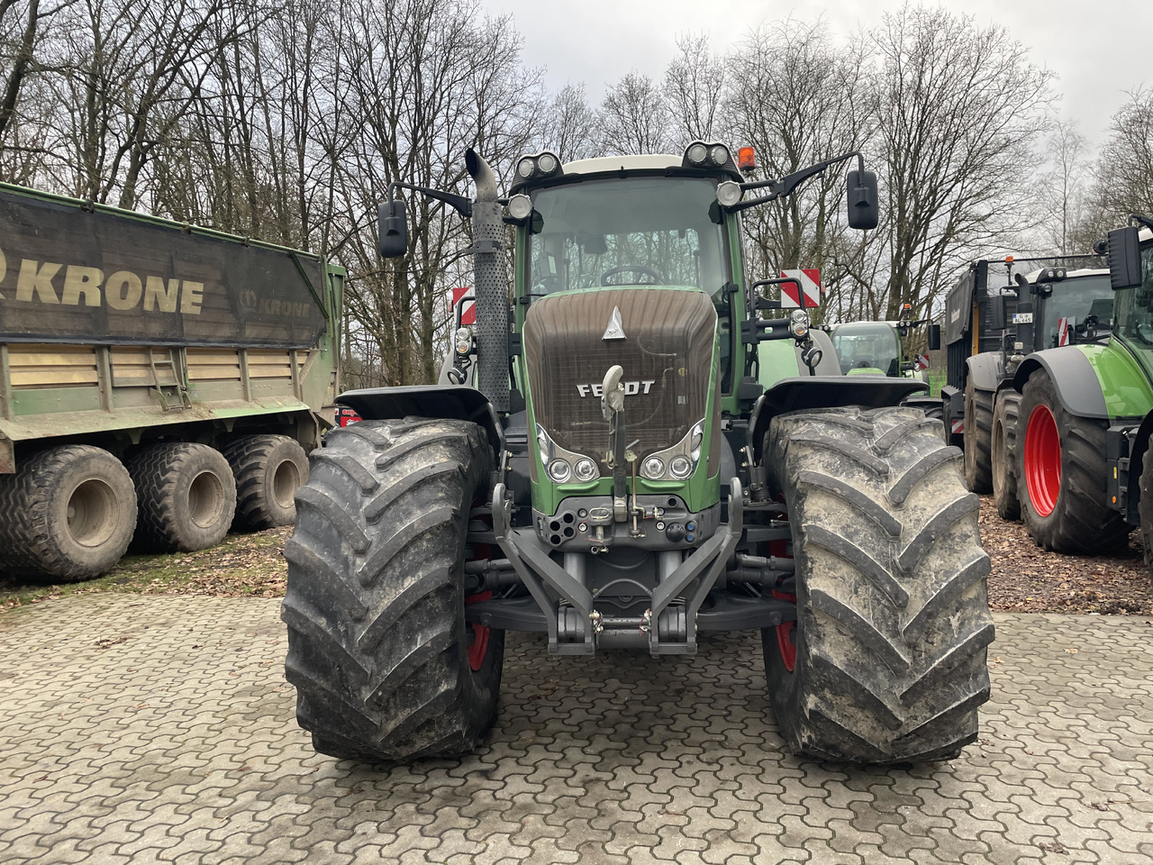 Fendt 927 Vario - جرار: صور 4 Fendt 927 Vario - جرار: صور 4