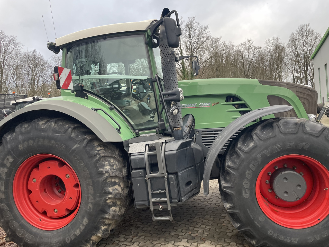 Fendt 927 Vario - جرار: صور 3 Fendt 927 Vario - جرار: صور 3