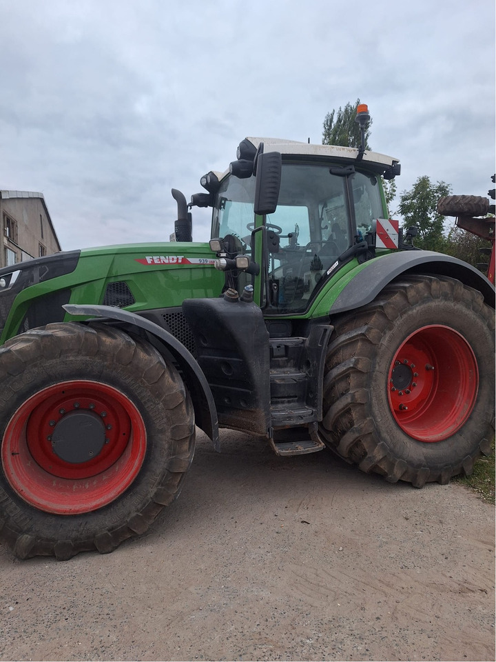 Fendt 939 Vario Gen7 ProfiPlus - جرار: صور 2 Fendt 939 Vario Gen7 ProfiPlus - جرار: صور 2