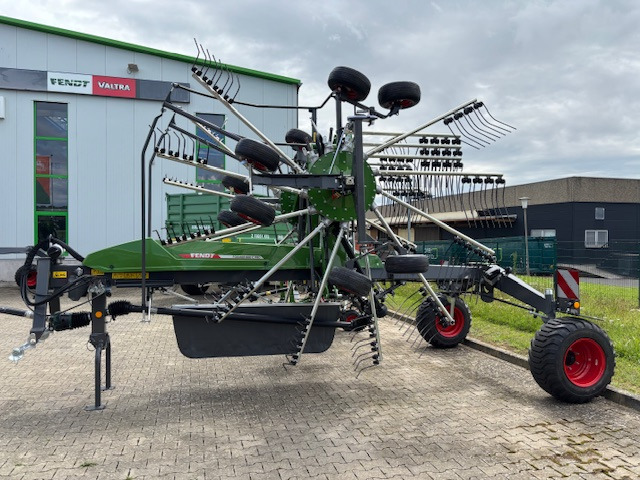 Fendt Former 860 C PRO - لمّامَة القش: صور 1 Fendt Former 860 C PRO - لمّامَة القش: صور 1