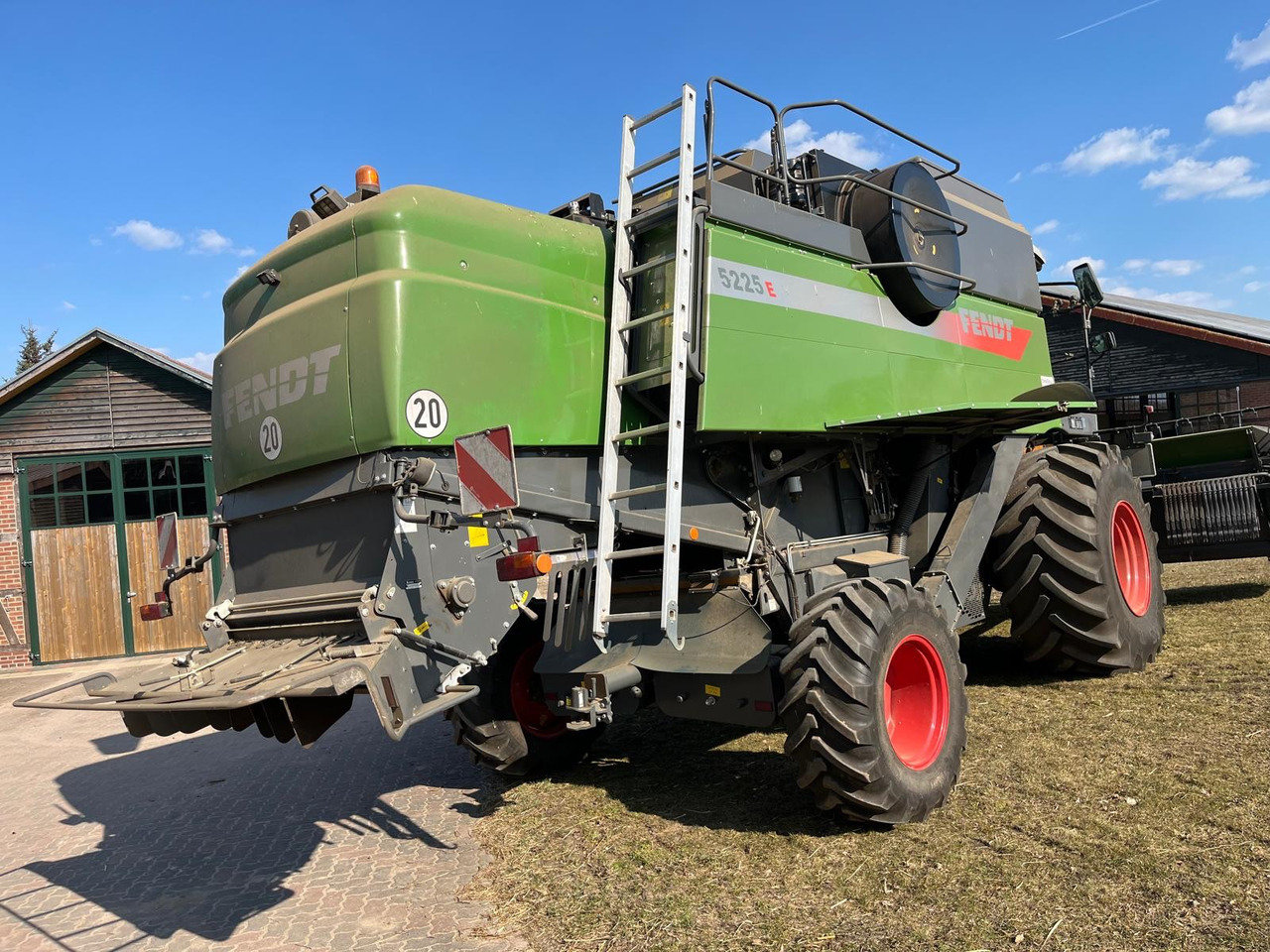 حصادة شاملة Fendt Mähdrescher 5225 E: صور 15