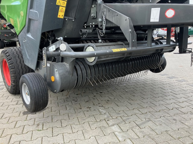 Fendt Rotana 130 F Xtra - معدات القش: صور 2 Fendt Rotana 130 F Xtra - معدات القش: صور 2