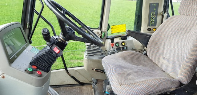 Fendt Xylon 520 - جرار: صور 2 Fendt Xylon 520 - جرار: صور 2