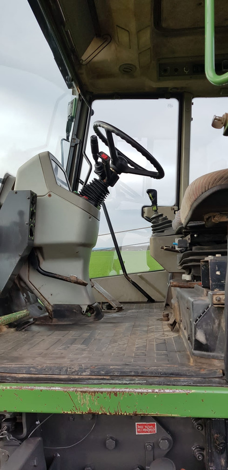 Fendt Xylon 520 - جرار: صور 3 Fendt Xylon 520 - جرار: صور 3