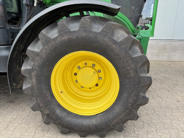 John Deere 6210 R - جرار: صور 3 John Deere 6210 R - جرار: صور 3