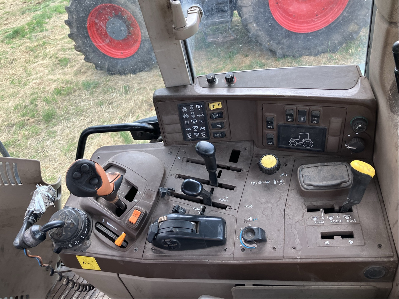 John Deere 6920 Auto Quad - جرار: صور 3 John Deere 6920 Auto Quad - جرار: صور 3