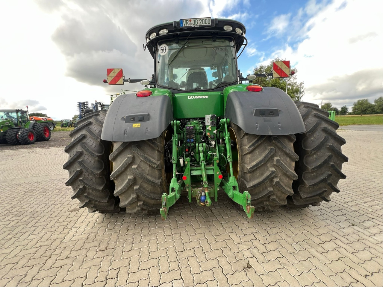 John Deere 8R 400 - جرار: صور 4 John Deere 8R 400 - جرار: صور 4