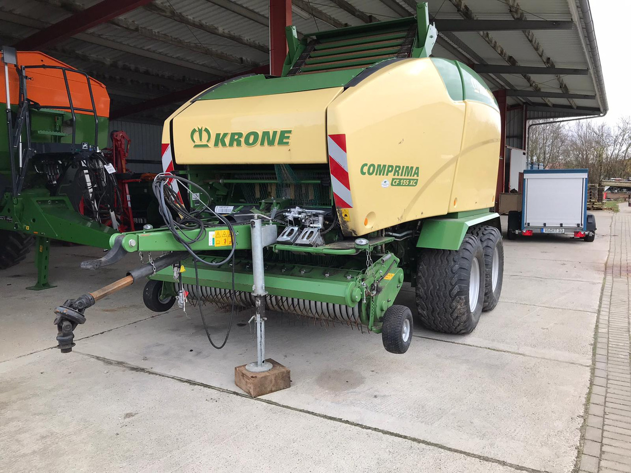 Krone Comprima CF 155 XC - معدات القش: صور 1 Krone Comprima CF 155 XC - معدات القش: صور 1