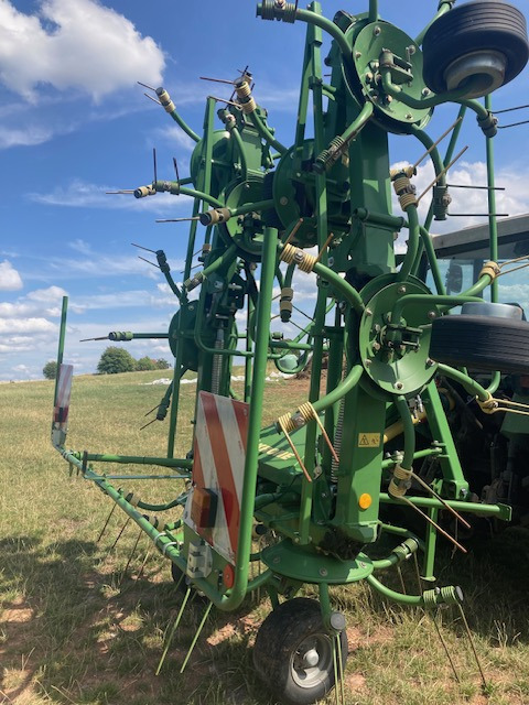 Krone KW 8.82/8 - لمّامَة القش: صور 4 Krone KW 8.82/8 - لمّامَة القش: صور 4