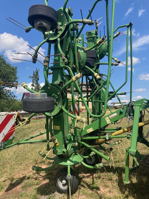 Krone KW 8.82/8 - لمّامَة القش: صور 5 Krone KW 8.82/8 - لمّامَة القش: صور 5