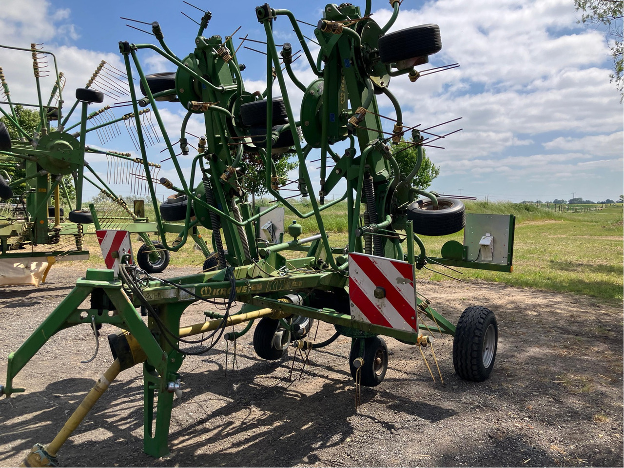 Krone KWT 8.82/8 - لمّامَة القش: صور 1 Krone KWT 8.82/8 - لمّامَة القش: صور 1