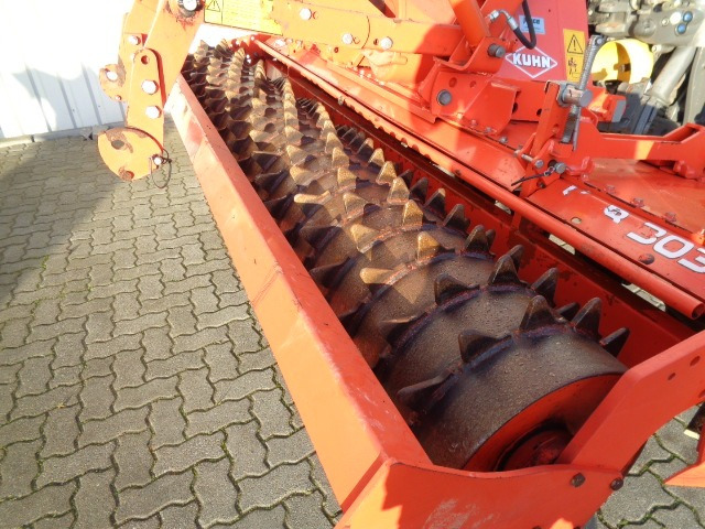 Kuhn Drillkombination Premia 300 - الأمشاط الزراعية: صور 3 Kuhn Drillkombination Premia 300 - الأمشاط الزراعية: صور 3
