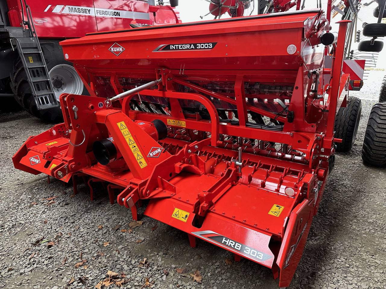 Kuhn Integra 3003 24 SD - معدات بذار: صور 3 Kuhn Integra 3003 24 SD - معدات بذار: صور 3