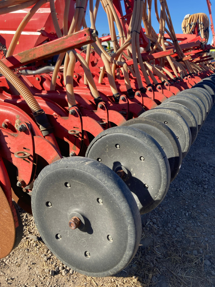 Kverneland DG 12000 - معدات بذار: صور 5 Kverneland DG 12000 - معدات بذار: صور 5