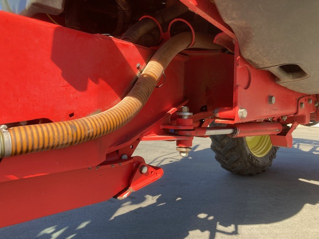 Kverneland iXtrack C 40 - آلة الرش: صور 2 Kverneland iXtrack C 40 - آلة الرش: صور 2