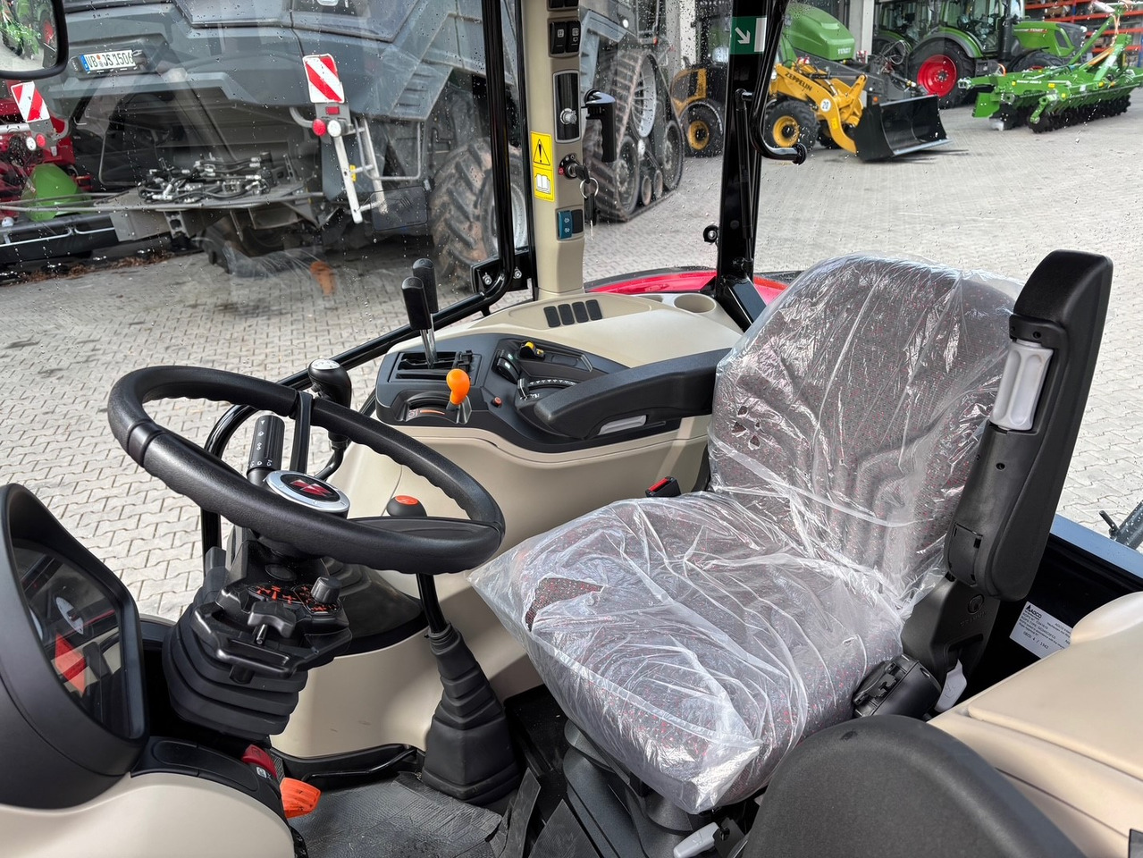 Massey Ferguson 4708 M Cab - جرار: صور 3 Massey Ferguson 4708 M Cab - جرار: صور 3