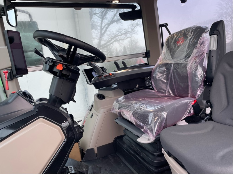 Massey Ferguson 8S.305 Dyna-VT EXCLUSIVE - جرار: صور 2 Massey Ferguson 8S.305 Dyna-VT EXCLUSIVE - جرار: صور 2