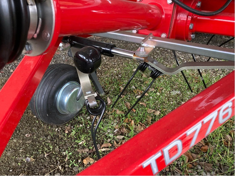 Massey Ferguson TD 776 DN - لمّامَة القش: صور 2 Massey Ferguson TD 776 DN - لمّامَة القش: صور 2