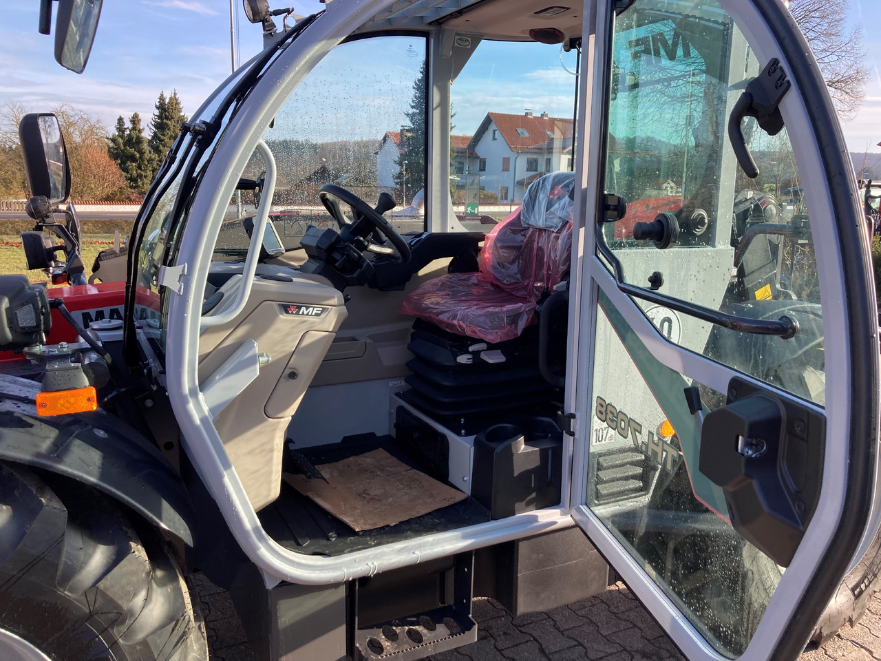 Massey Ferguson TH.7038 Standard Stage 5 Exclu - رافعة تلسكوبية: صور 5 Massey Ferguson TH.7038 Standard Stage 5 Exclu - رافعة تلسكوبية: صور 5
