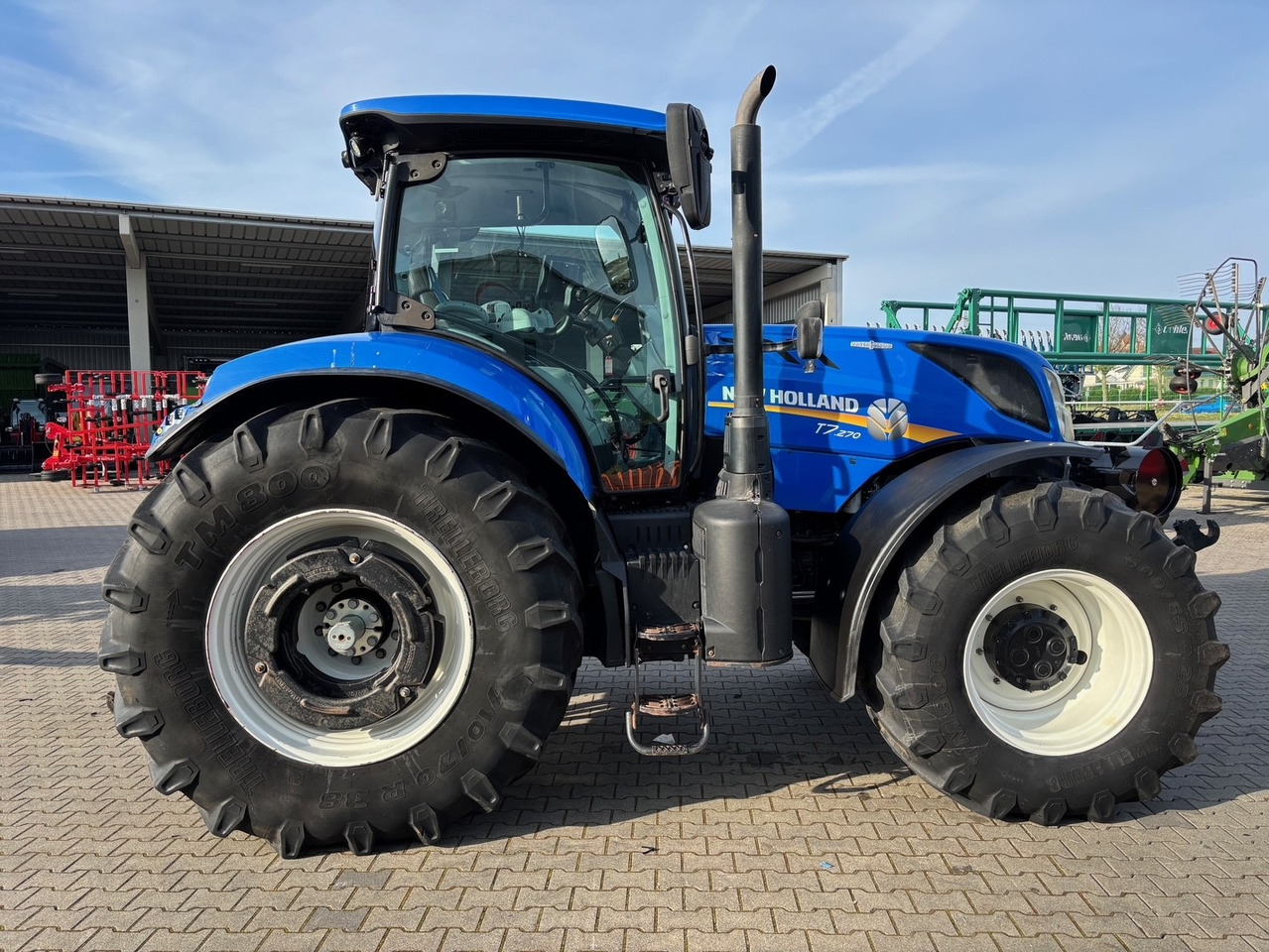New Holland T 7.270 AC - جرار: صور 5 New Holland T 7.270 AC - جرار: صور 5