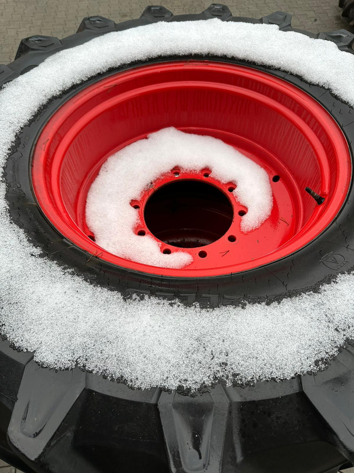 Trelleborg 600/65R28 710/70R38 - الإطارات والجنوط: صور 2 Trelleborg 600/65R28 710/70R38 - الإطارات والجنوط: صور 2