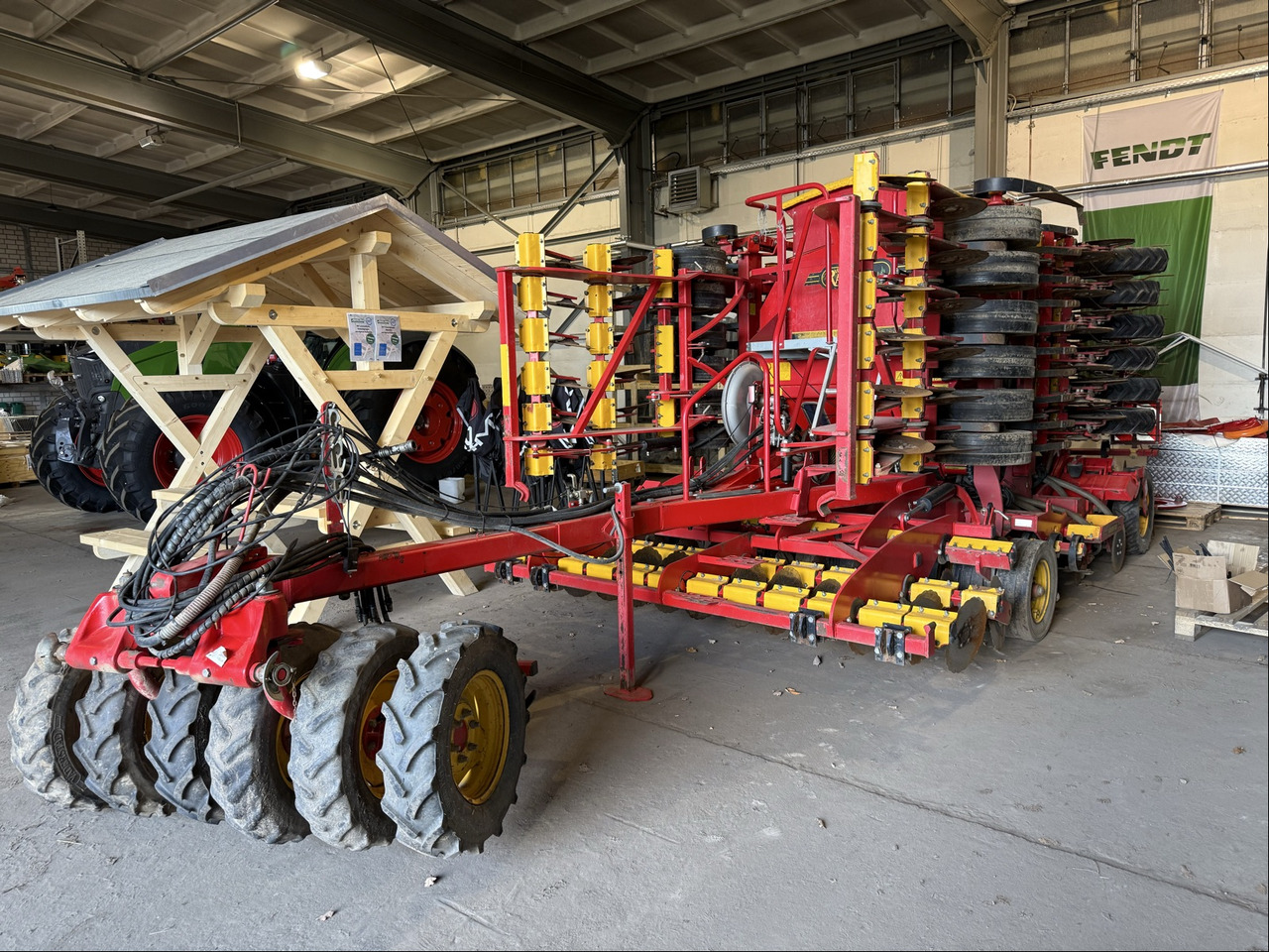 Väderstad Rapid A600S - معدات بذار: صور 1 Väderstad Rapid A600S - معدات بذار: صور 1