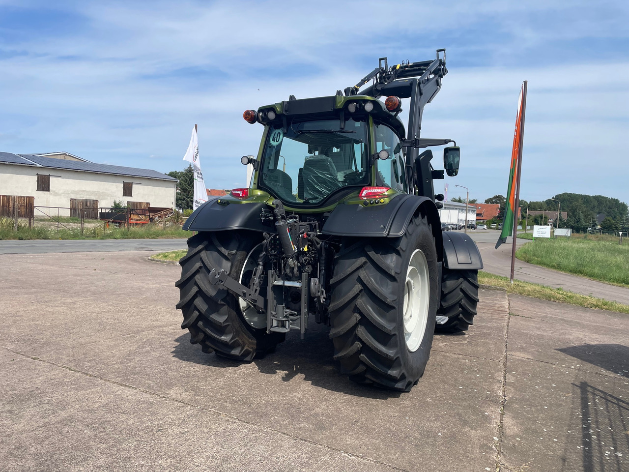 Valtra N155 EA 2B1 - جرار: صور 4 Valtra N155 EA 2B1 - جرار: صور 4