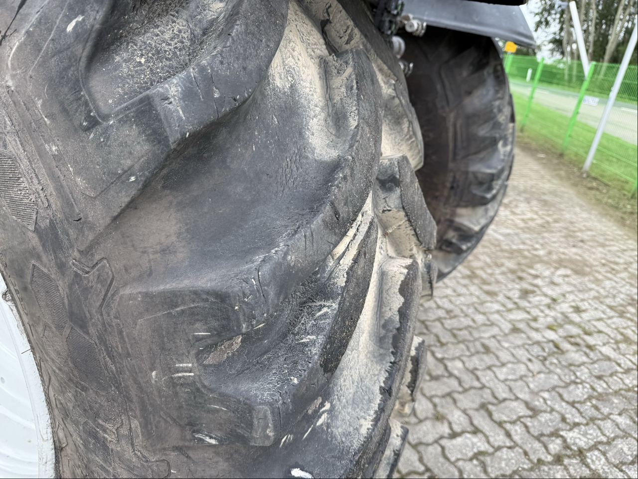 Valtra T254 Versu TwinTrac - جرار: صور 5 Valtra T254 Versu TwinTrac - جرار: صور 5