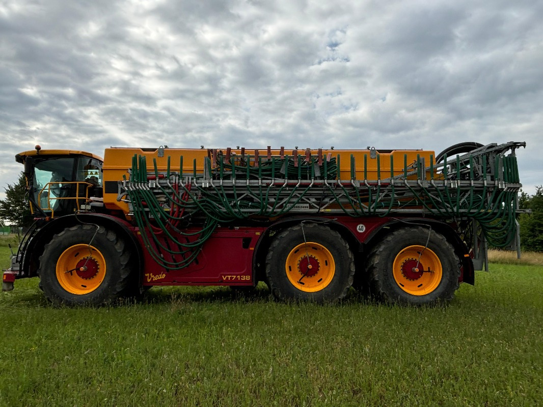 Vredo VT 7138 SWINGMAX36 Gestänge - آلة رش الأسمدة: صور 3 Vredo VT 7138 SWINGMAX36 Gestänge - آلة رش الأسمدة: صور 3