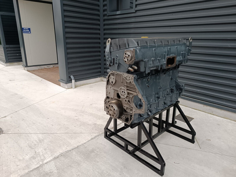 Iveco CURSOR 10 F3AE3681 - المحرك - شاحنة: صور 1 Iveco CURSOR 10 F3AE3681 - المحرك - شاحنة: صور 1