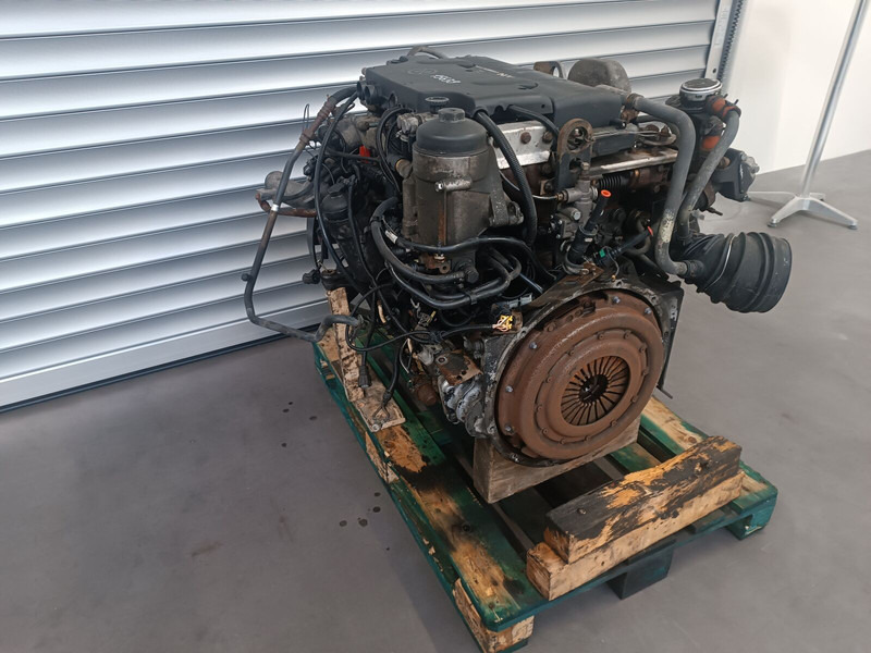 المحرك - شاحنة MAN D0834LFL52: صور 9