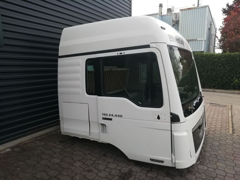 MAN TGS LX EURO 6 - الكابينة والداخلية - شاحنة: صور 2 MAN TGS LX EURO 6 - الكابينة والداخلية - شاحنة: صور 2