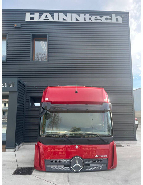 Mercedes-Benz ACTROS MP4 - الكابينة والداخلية - شاحنة: صور 1 Mercedes-Benz ACTROS MP4 - الكابينة والداخلية - شاحنة: صور 1