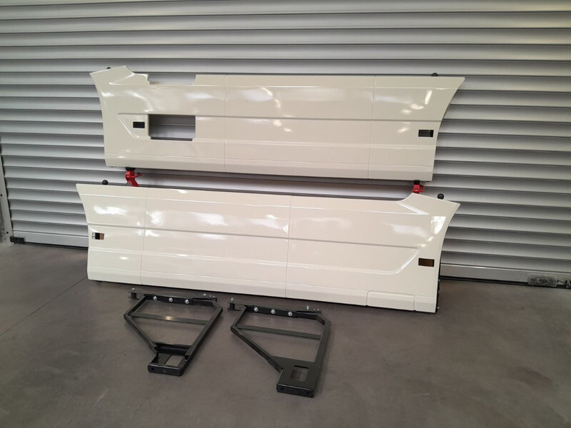 Volvo FH EURO 6 SIDESKIRT / CARENE - الديناميكا الهوائية/ المفسدين - شاحنة: صور 5 Volvo FH EURO 6 SIDESKIRT / CARENE - الديناميكا الهوائية/ المفسدين - شاحنة: صور 5