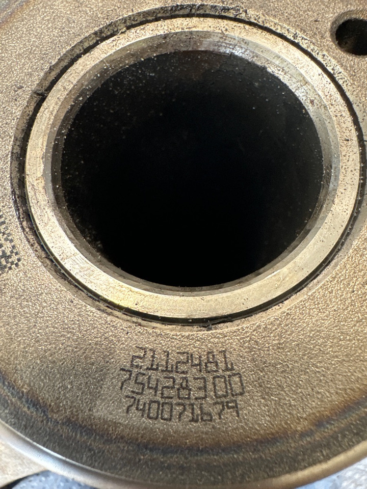 DAF CAMSHAFT 2245295 - المحرك و قطع الغيار - شاحنة: صور 3 DAF CAMSHAFT 2245295 - المحرك و قطع الغيار - شاحنة: صور 3