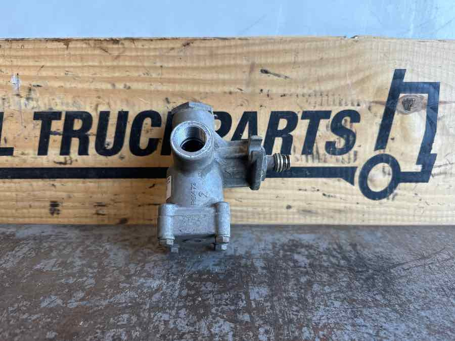 EKERI KNORR-BREMSE VALVE DB1102 I61235 - صمام: صور 1 EKERI KNORR-BREMSE VALVE DB1102 I61235 - صمام: صور 1