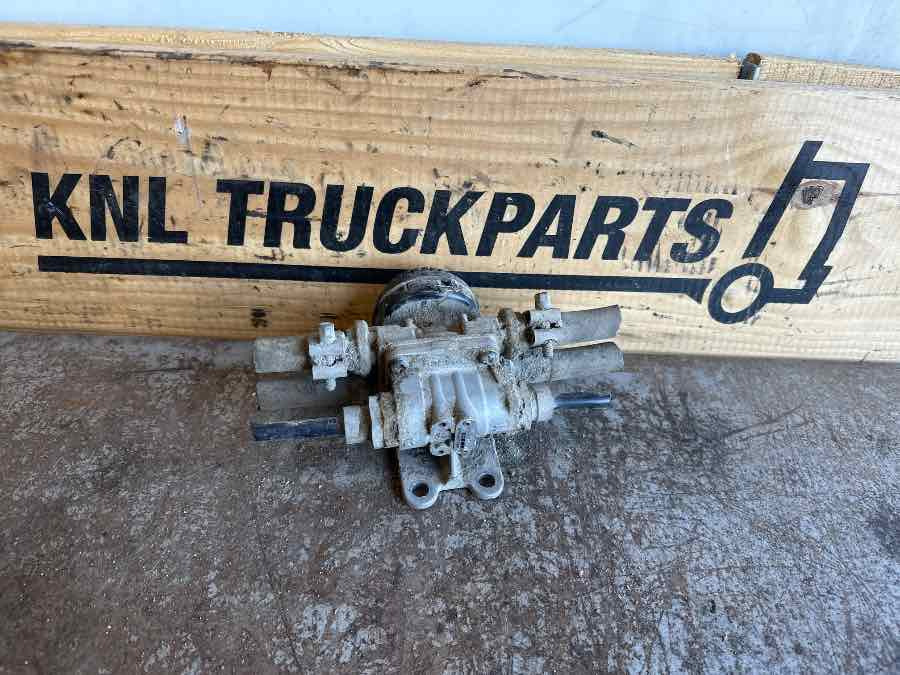 EKERI WABCO VALVE 9735000510 - صمام - مقطورة: صور 2 EKERI WABCO VALVE 9735000510 - صمام - مقطورة: صور 2