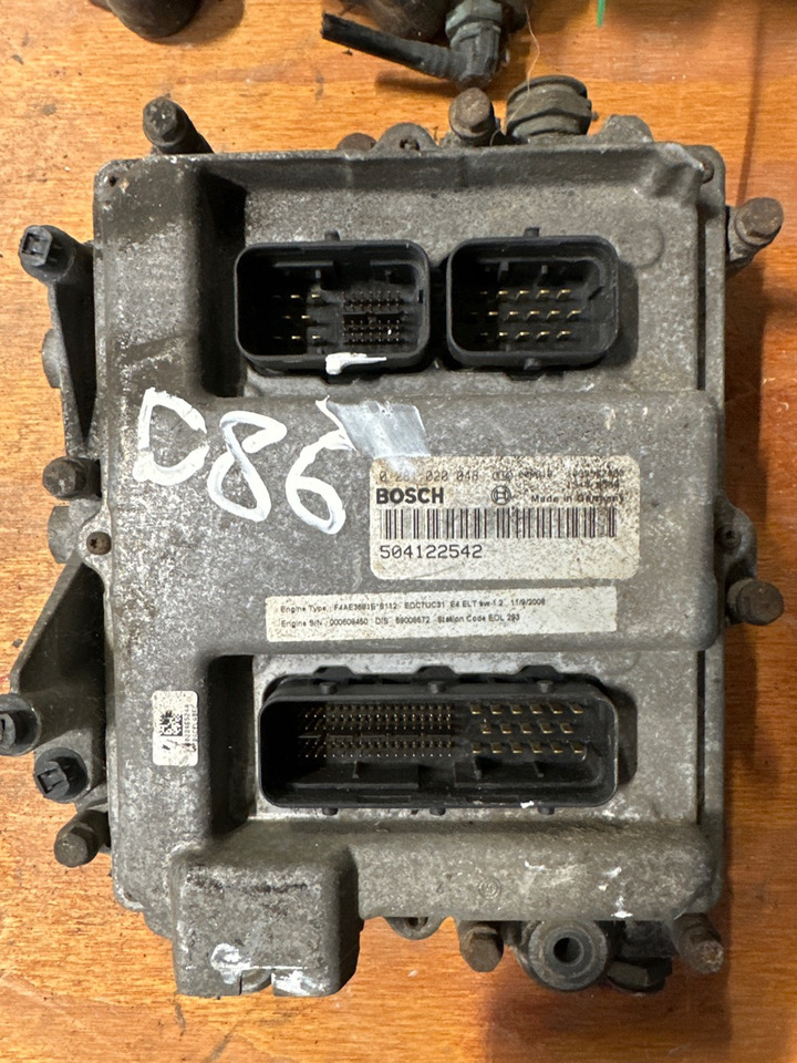 IVECO ECU 504122542 - النظام الكهربائي - شاحنة: صور 2 IVECO ECU 504122542 - النظام الكهربائي - شاحنة: صور 2