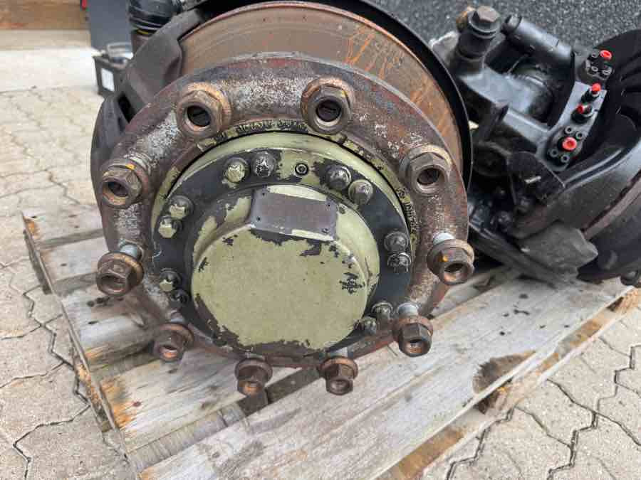 MAN FRONT HUBS 81.36030-0005 + 81.36035-6009 - محاور - شاحنة: صور 1 MAN FRONT HUBS 81.36030-0005 + 81.36035-6009 - محاور - شاحنة: صور 1