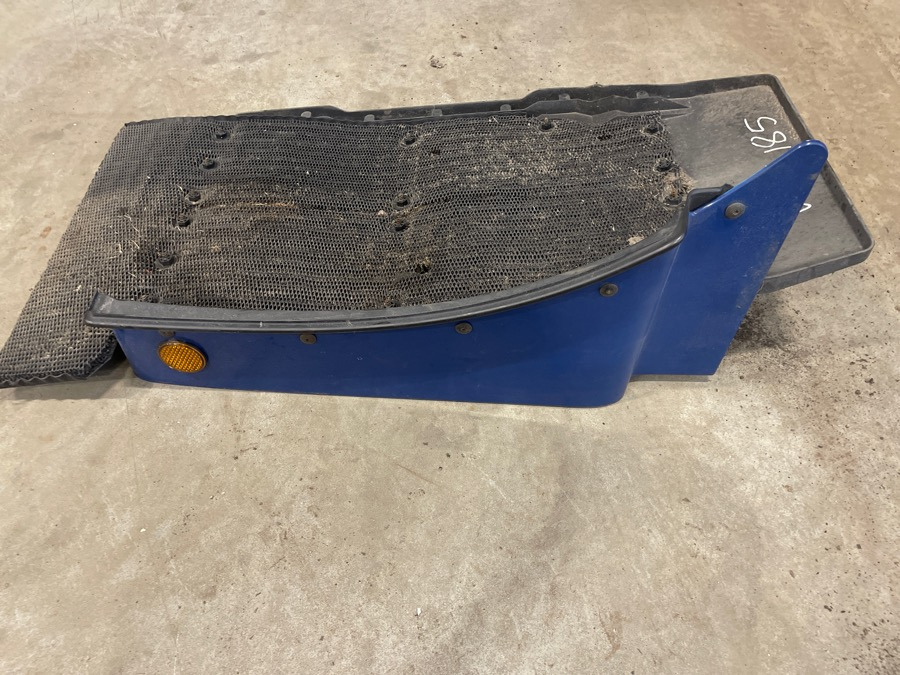 MAN MUDGUARD LEFT SIDE - الإطار/ الشاسيه - شاحنة: صور 1 MAN MUDGUARD LEFT SIDE - الإطار/ الشاسيه - شاحنة: صور 1