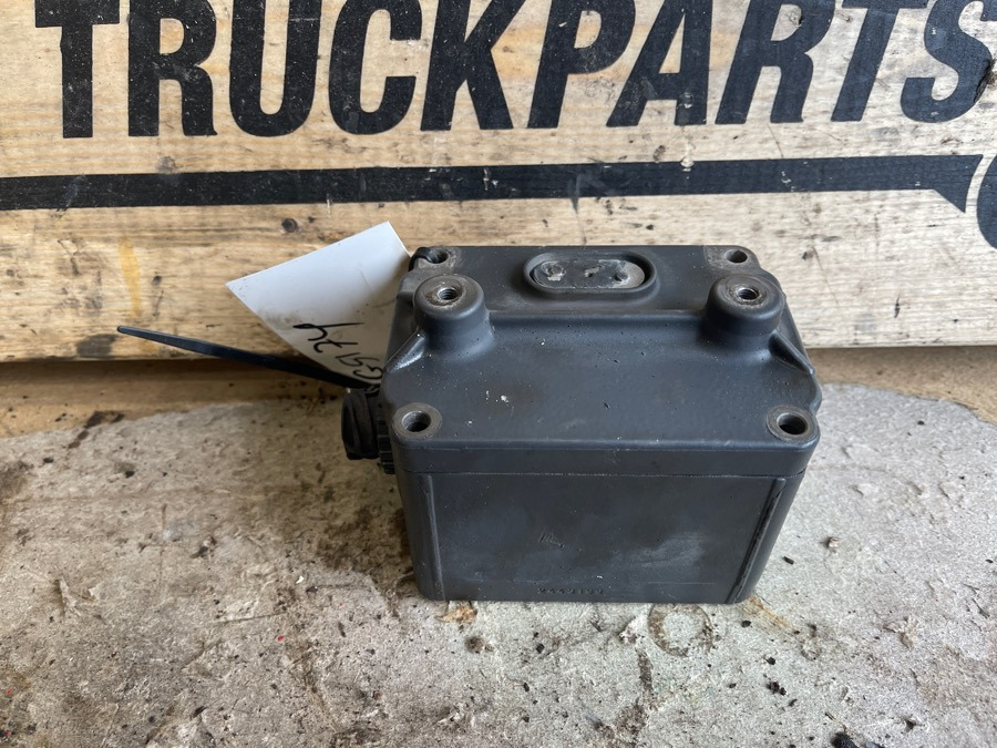 MAN OPTICRUISE VALVE 81.32688-0009 - علبة التروس و قطع الغيار - شاحنة: صور 1 MAN OPTICRUISE VALVE 81.32688-0009 - علبة التروس و قطع الغيار - شاحنة: صور 1
