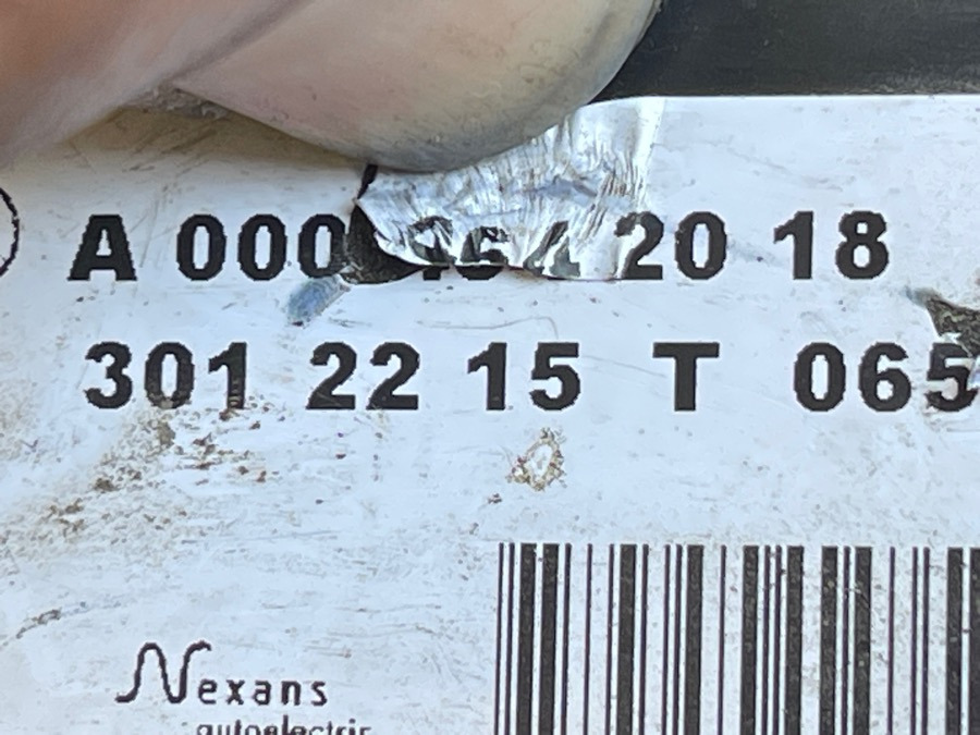 MERCEDES CLOCK SPIN A0004642018 - الكابينة والداخلية - شاحنة: صور 3 MERCEDES CLOCK SPIN A0004642018 - الكابينة والداخلية - شاحنة: صور 3