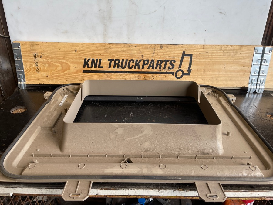 MERCEDES ROOF HATCH BLIND A9607801409 - الكابينة والداخلية - شاحنة: صور 2 MERCEDES ROOF HATCH BLIND A9607801409 - الكابينة والداخلية - شاحنة: صور 2