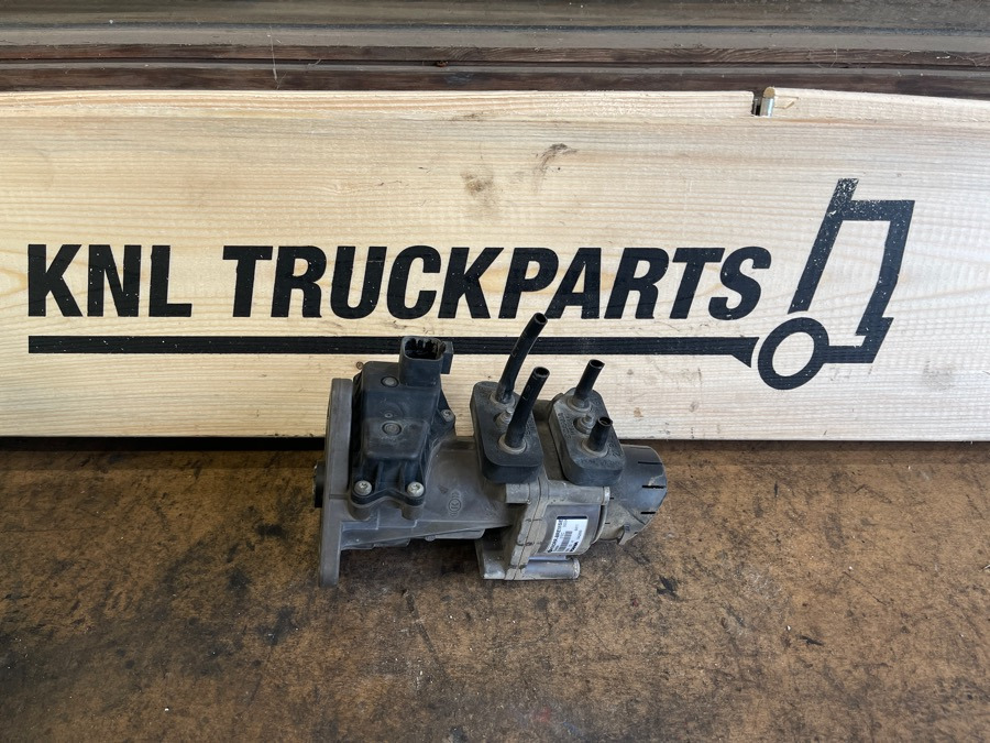 SCANIA FOOT BRAKE VALVE 1942899 - صمام الفرامل - شاحنة: صور 1 SCANIA FOOT BRAKE VALVE 1942899 - صمام الفرامل - شاحنة: صور 1