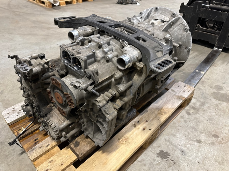 SCANIA GEARBOX G33CM1 TMS3 RETRADER - علبة التروس - شاحنة: صور 1 SCANIA GEARBOX G33CM1 TMS3 RETRADER - علبة التروس - شاحنة: صور 1
